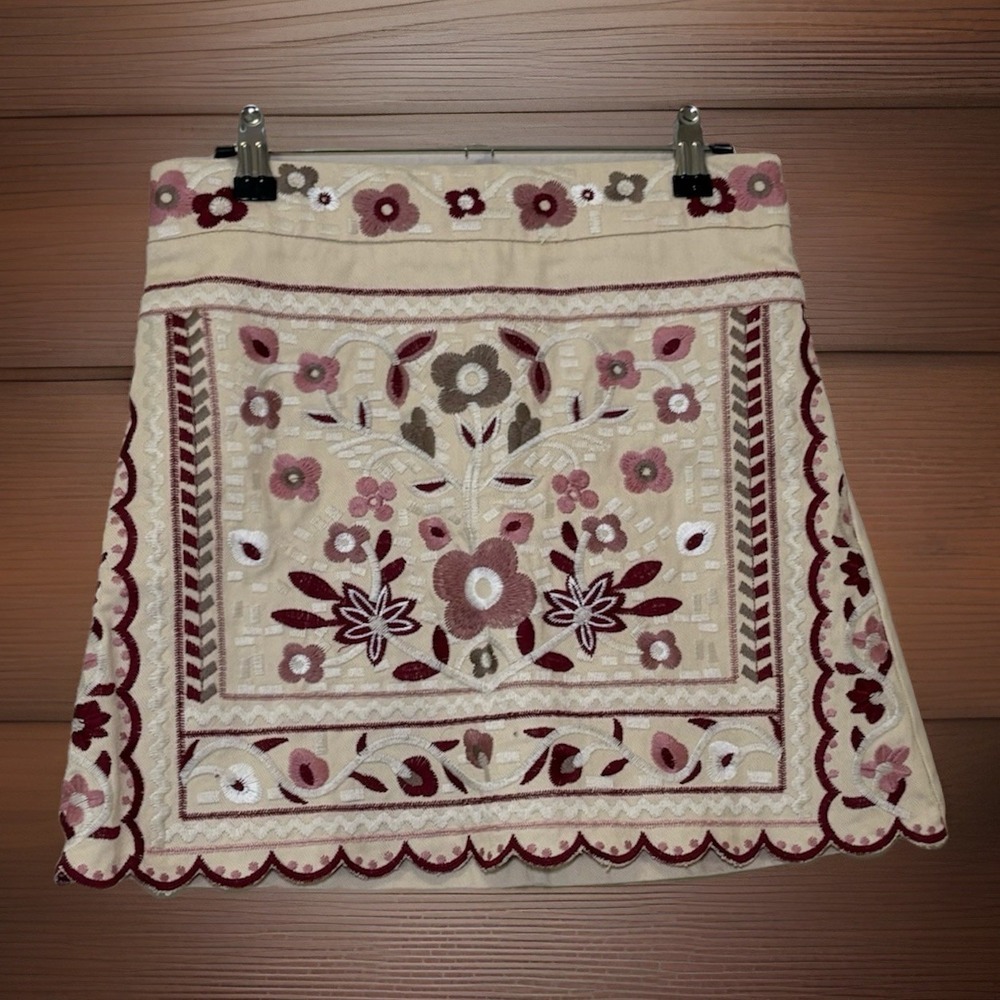 Lulus Sz Small Embroidered Floral Tapestry Skirt Size S Beige Boho A-Line mini
